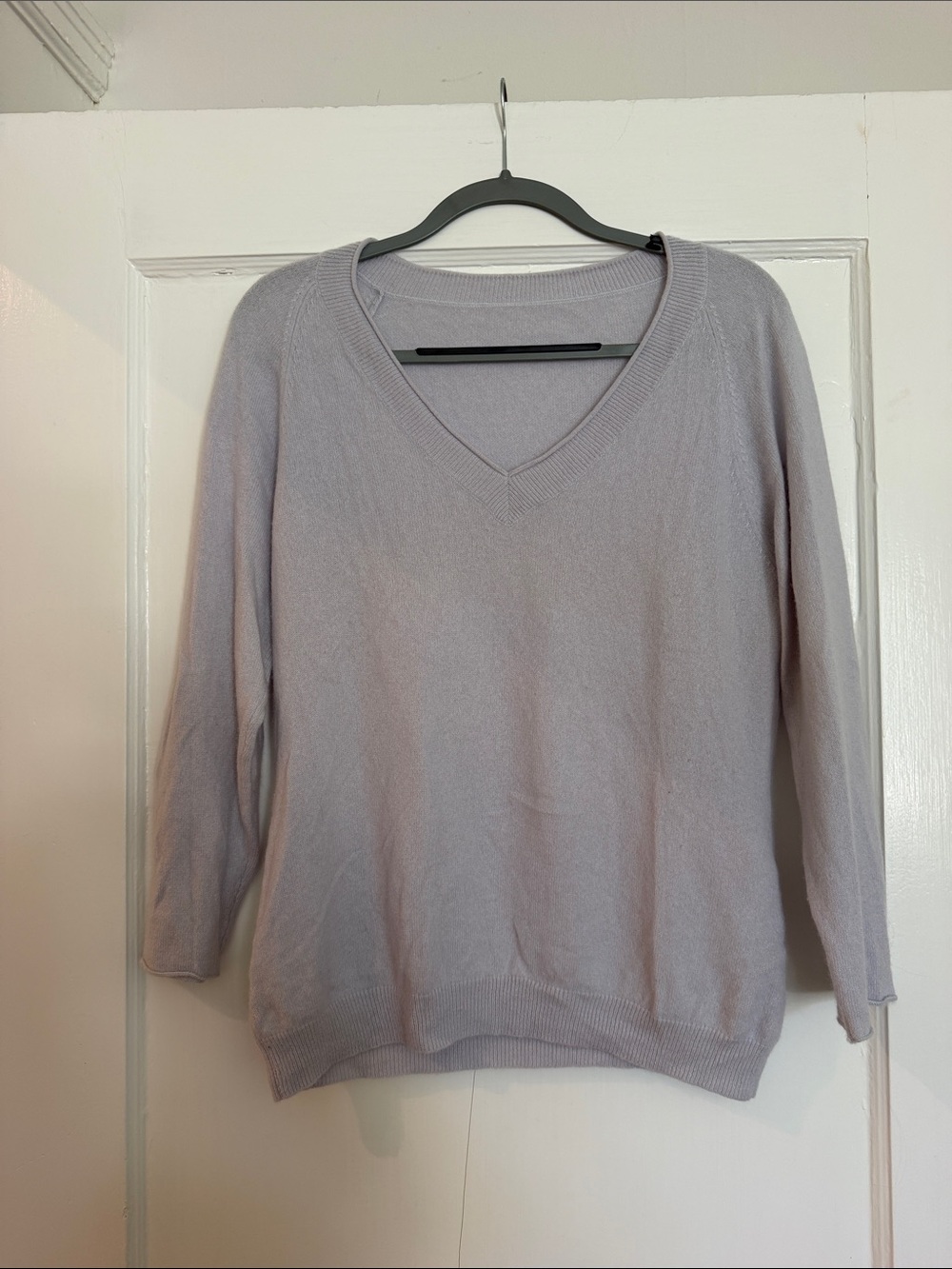 Poetry 100% Cashmere V-Neck Women's Sweater